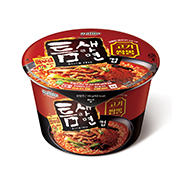 팔도 틈새라면 고기짬뽕 컵